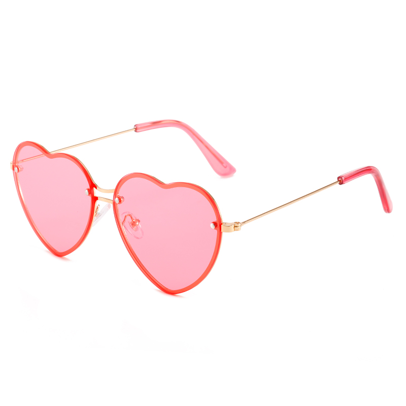 Gafas de sol de metal de color rosa en forma de corazón para dama