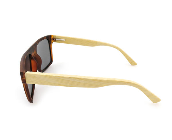 Las gafas de sol de madera de estilo retro para hombre más vendidas tienen lentes marrones degradados polarizados
